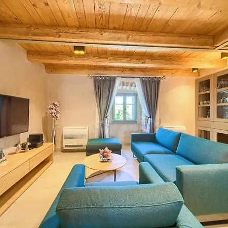 וילה Luxury Jerini House With Pool And Wellness