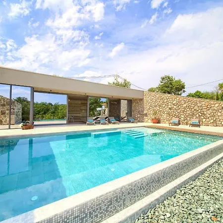 Villa Luxury Jerini House With Pool And Wellness *