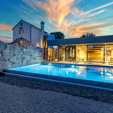 Villa Luxury Jerini House With Pool And Wellness Bajcici