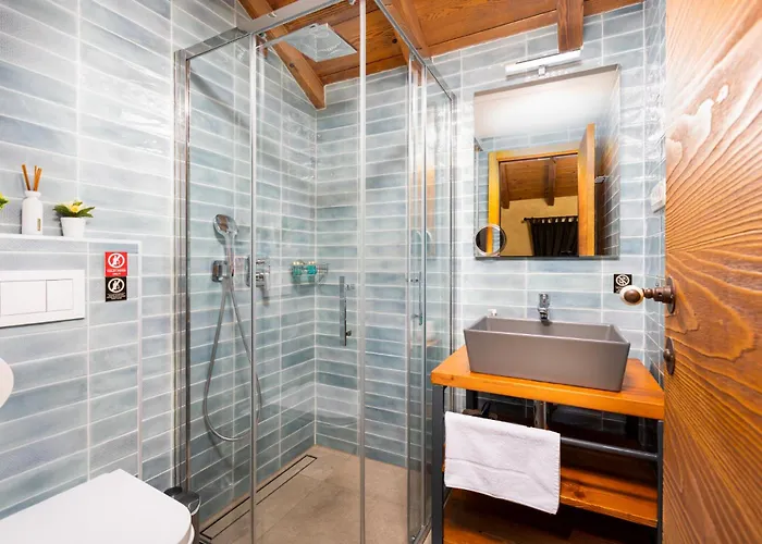Luxury Jerini House With Pool And Wellness Vila
