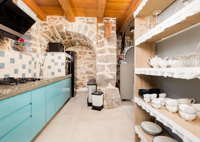 Vila Luxury Jerini House With Pool And Wellness