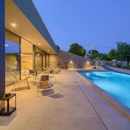 Βίλα Luxury Jerini House With Pool And Wellness *