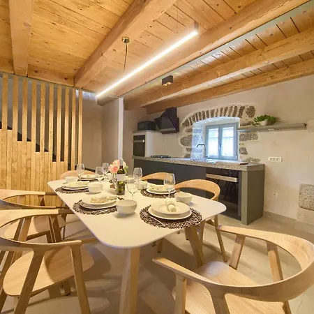 Villa Luxury Jerini House With Pool And Wellness Bajcici