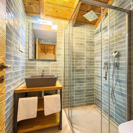 Βίλα Luxury Jerini House With Pool And Wellness Bajcici