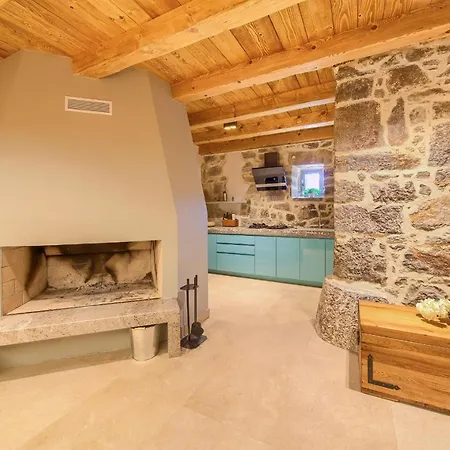 Villa Luxury Jerini House With Pool And Wellness Bajcici