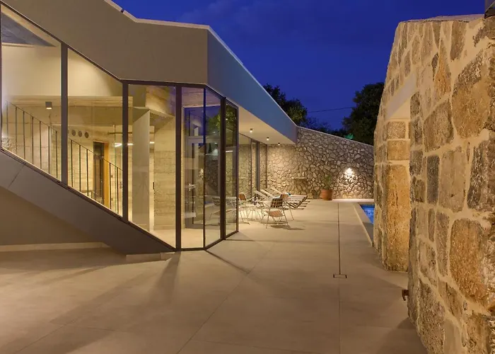 Βίλα Luxury Jerini House With Pool And Wellness
