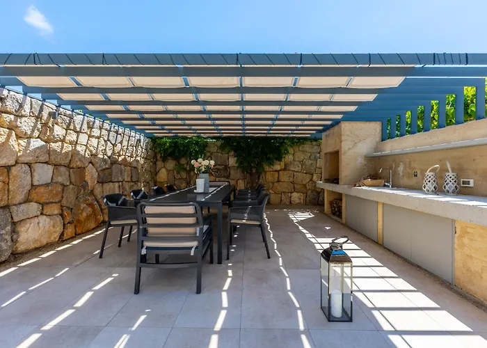 Luxury Jerini House With Pool And Wellness
