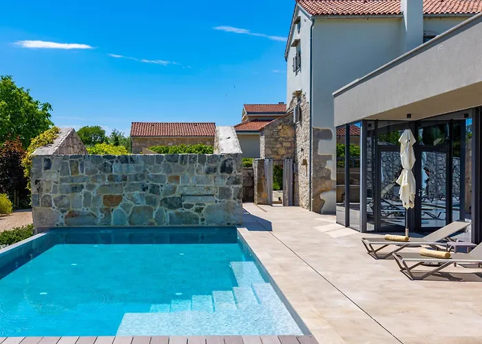 Luxury Jerini House With Pool And Wellness Βίλα Bajcici