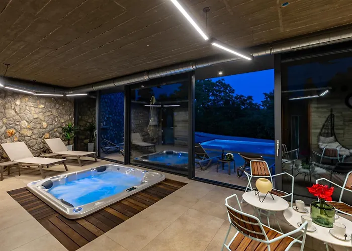 Luxury Jerini House With Pool And Wellness Βίλα Bajcici