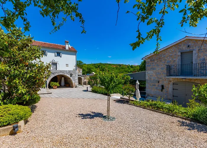 Βίλα Luxury Jerini House With Pool And Wellness *