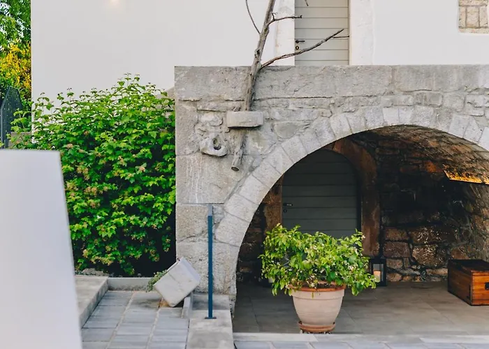 Luxury Jerini House With Pool And Wellness Bajcici