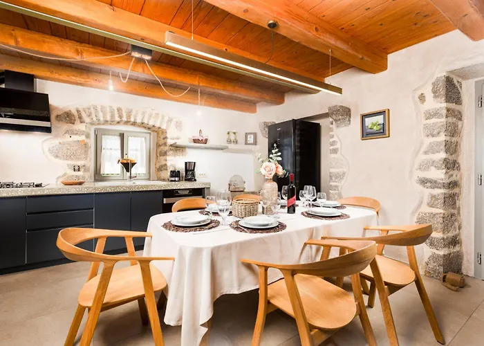 Luxury Jerini House With Pool And Wellness