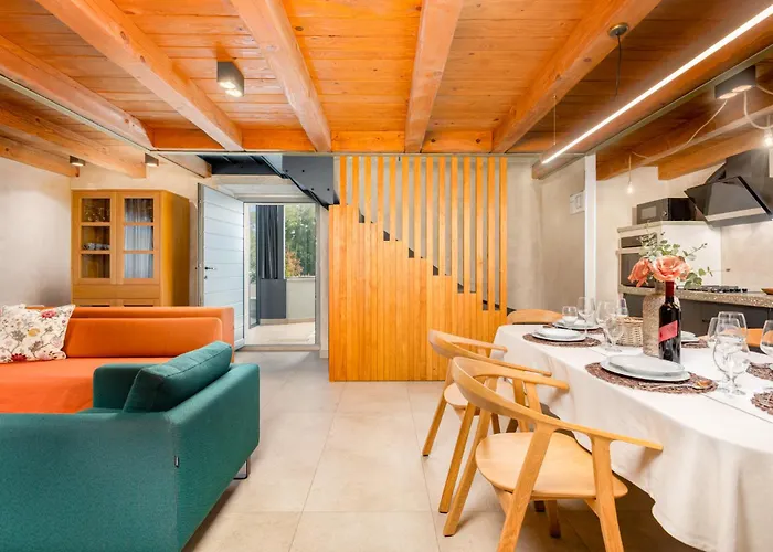 Βίλα Luxury Jerini House With Pool And Wellness Bajcici