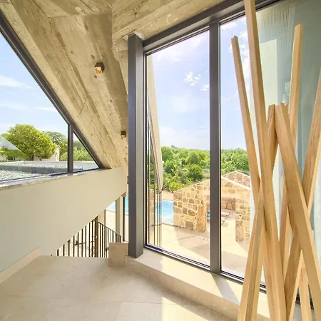 Villa Luxury Jerini House With Pool And Wellness