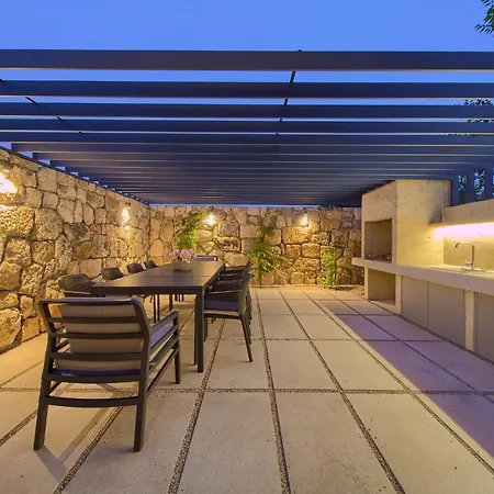 Luxury Jerini House With Pool And Wellness Villa Bajcici