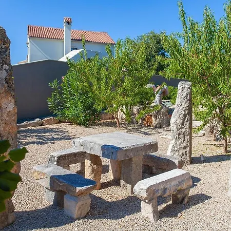 Luxury Jerini House With Pool And Wellness