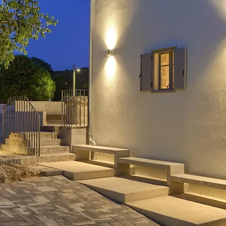 빌라 Luxury Jerini House With Pool And Wellness