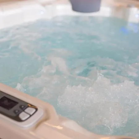 Luxury Jerini House With Pool And Wellness