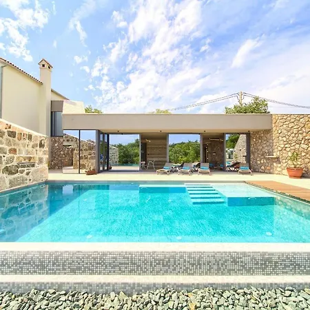 Luxury Jerini House With Pool And Wellness Villa Bajcici