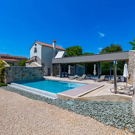 Luxury Jerini House With Pool And Wellness 빌라 *