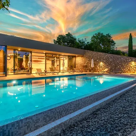 Luxury Jerini House With Pool And Wellness * Bajcici